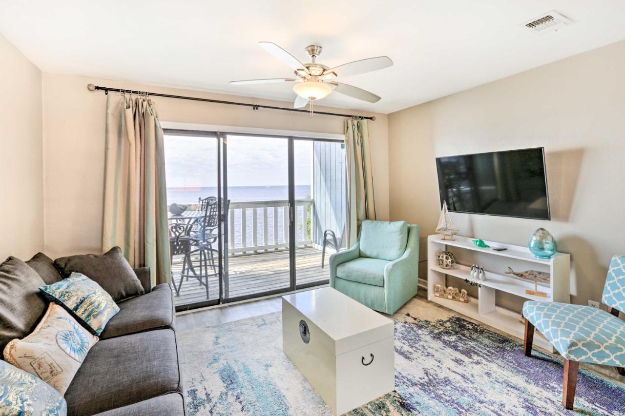 Waterfront Escape With Balcony On Shell Point Beach! Panacea 외부 사진