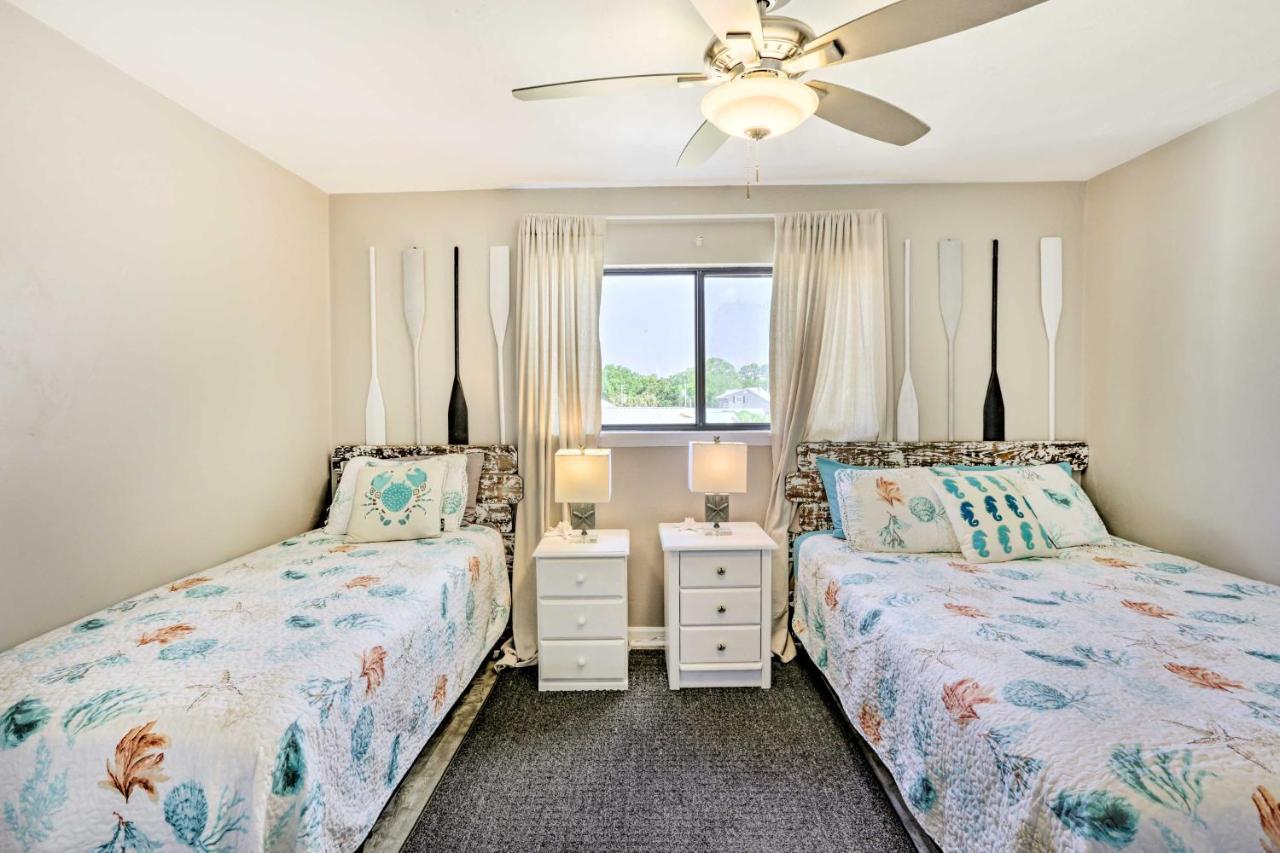 Waterfront Escape With Balcony On Shell Point Beach! Panacea 외부 사진